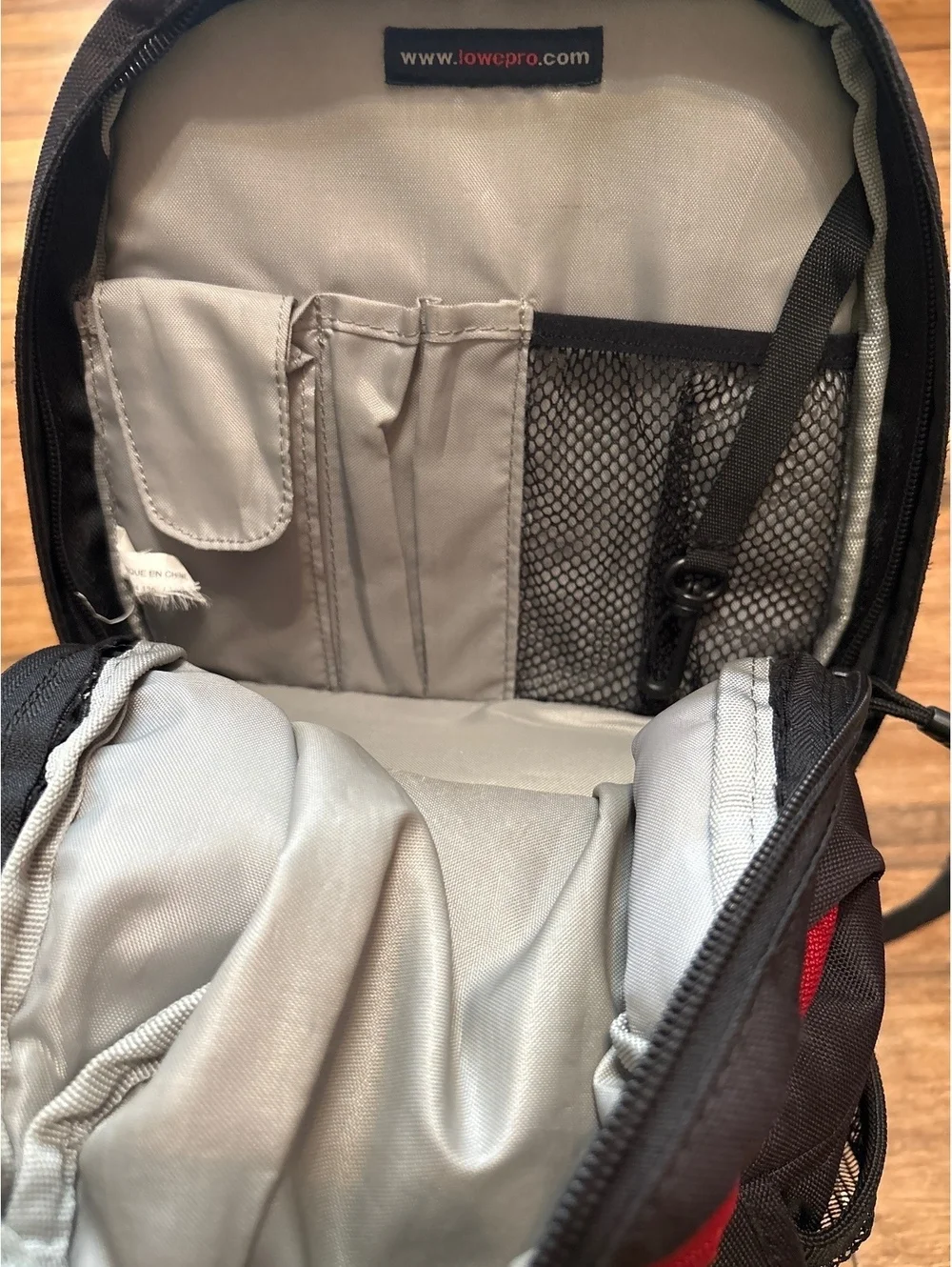 Lowepro Fastpack 100 Camera Backpack - Black and Red